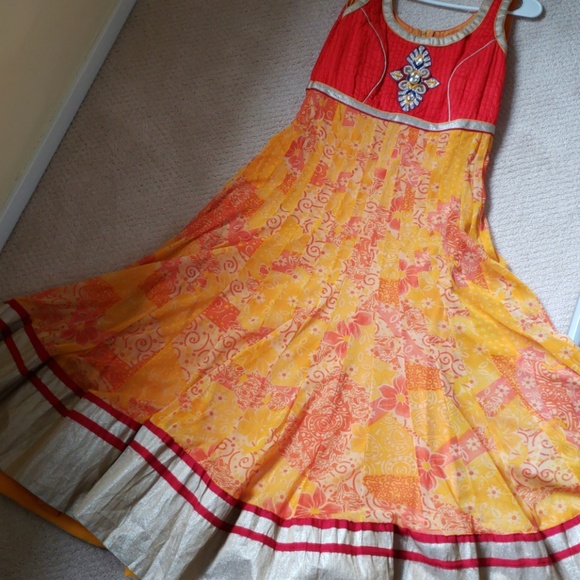 Bright yellow anarkali suit w/ embellished bodice - Picture 4 of 8